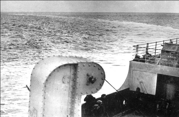 rm-db-2-turning.jpg (58857 bytes)